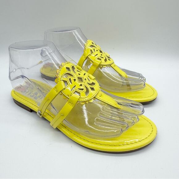 Circus NY by Sam Edelman Canyon Patent Flat Medallion Sandals Bright Yellow Sz 7 - Picture 2 of 15
